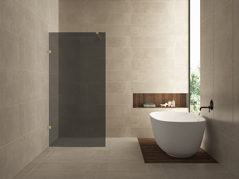 Wiesbaden less inloopdouche 900 x 2000 x 8 mm nano rookglas/geborsteld messing