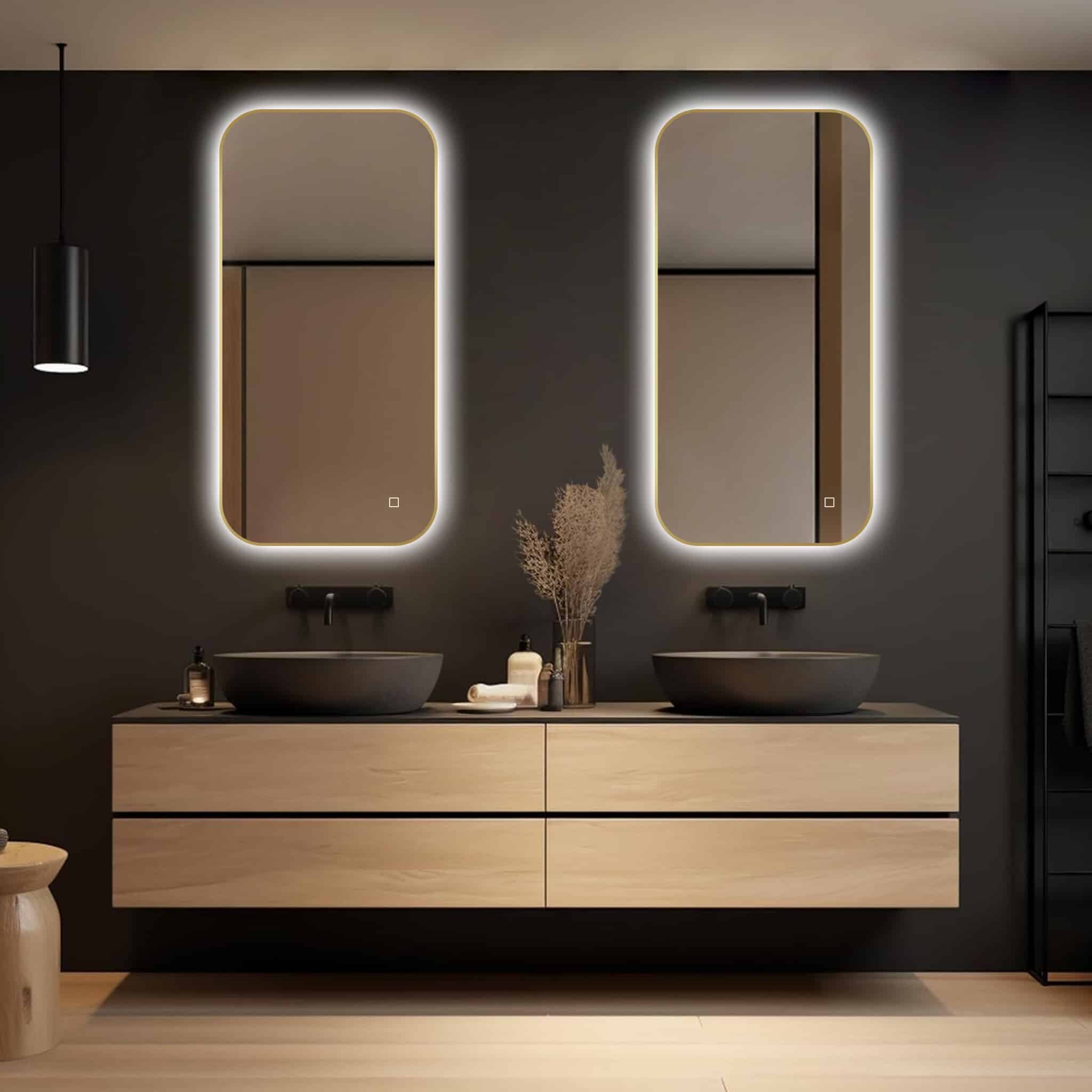 Badkamerspiegel Milano 100x50 , met gouden lijst.