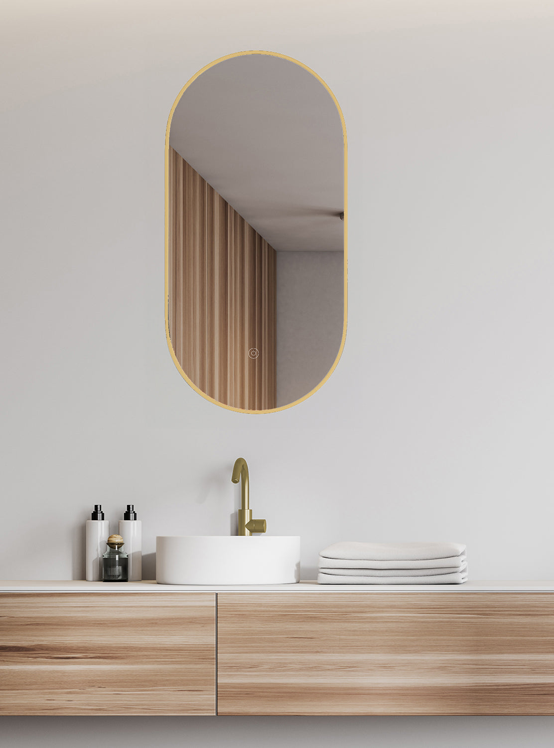 Nomi spiegel met lijst ovaal met LED, dimbaar en spiegelverwarming 50 x 100 cm goud