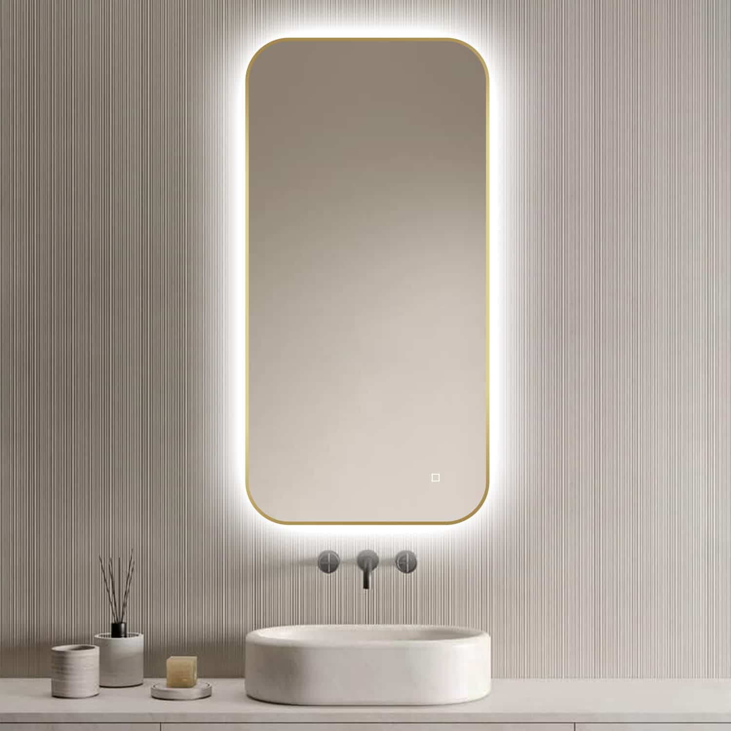 Badkamerspiegel Milano 100x50 , met gouden lijst.