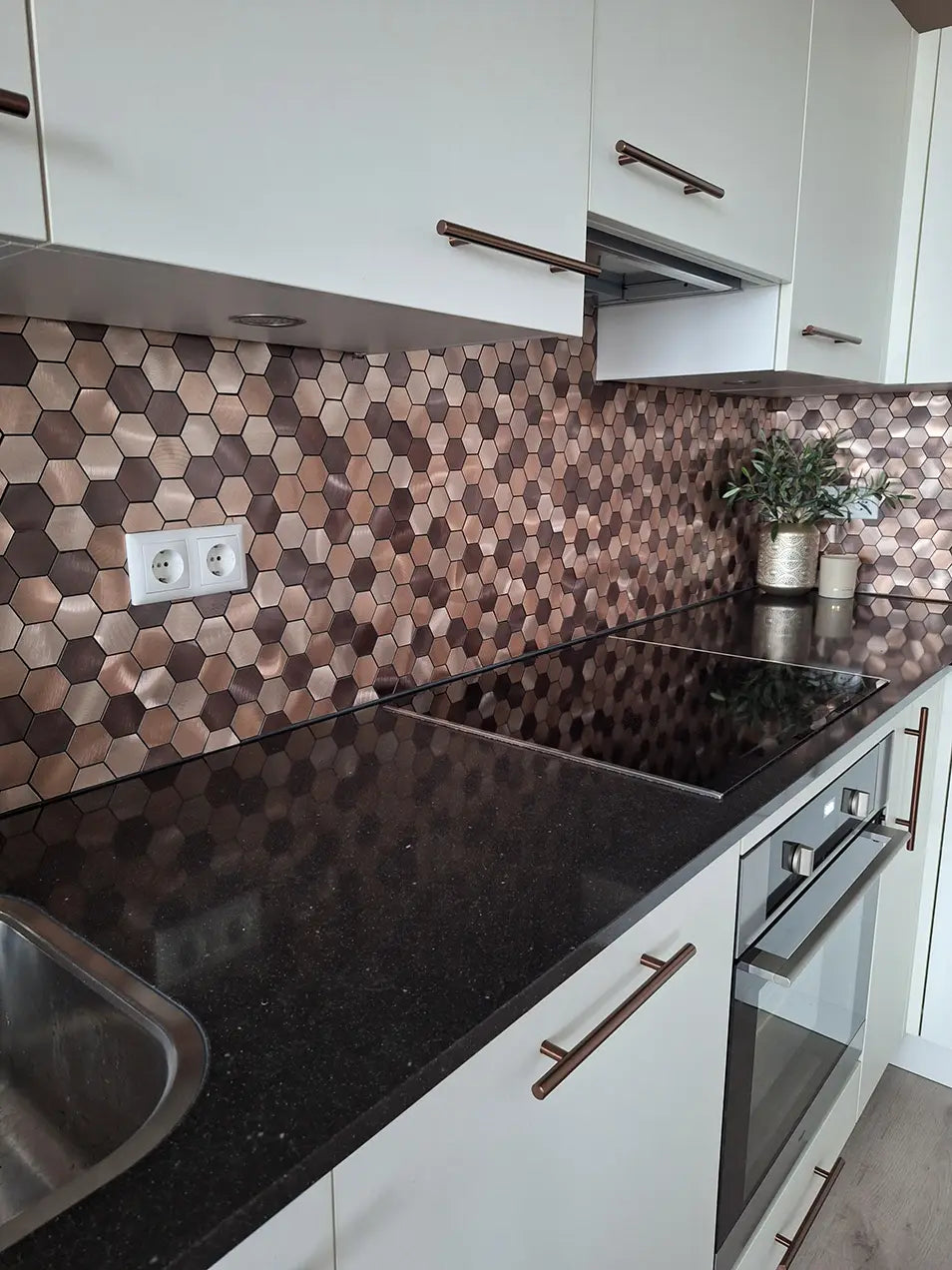 Isodeco Zelfklevende Mozaïek Steenstrip Hexagon Champagne en Brons