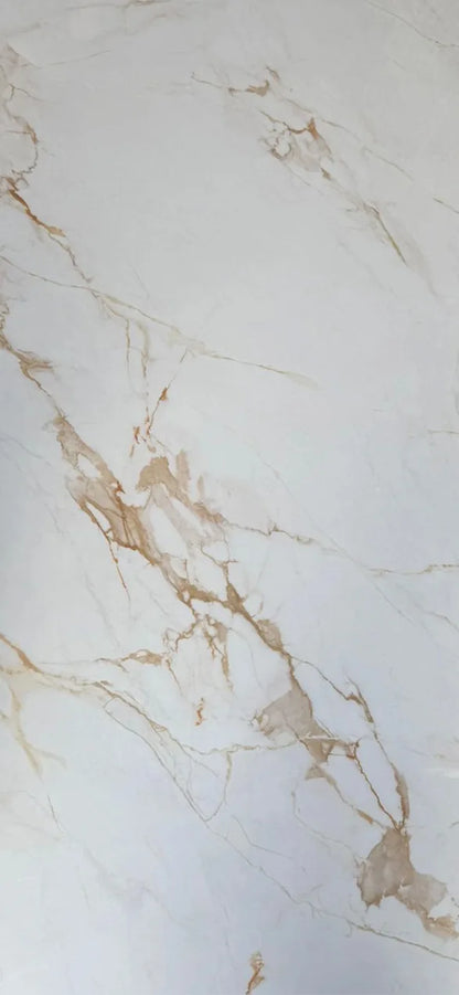 Isodeco PVC Marmer Plaat Hoogglans Calacatta Amber Goudbruin Wit